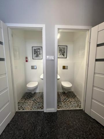 Hostel Plac Kolegiacki Poznań Esterno foto